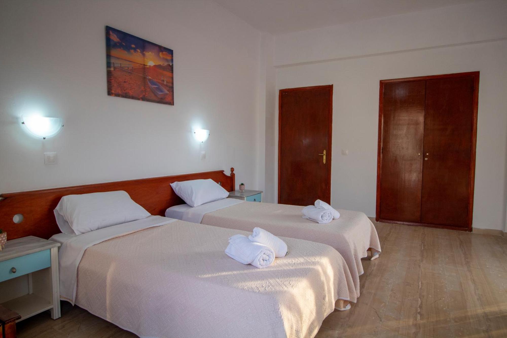 Aparthotel Harrys Bar & Acharavi (Corfu)